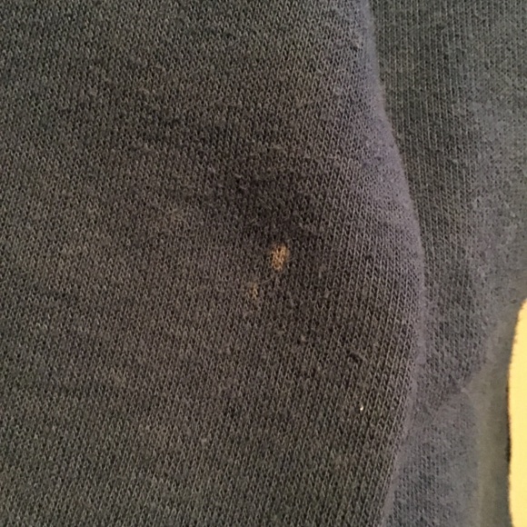 🔥Jordan, size 5/7 years, pre-owned, has small holes on knees, see photos - Picture 4 of 5